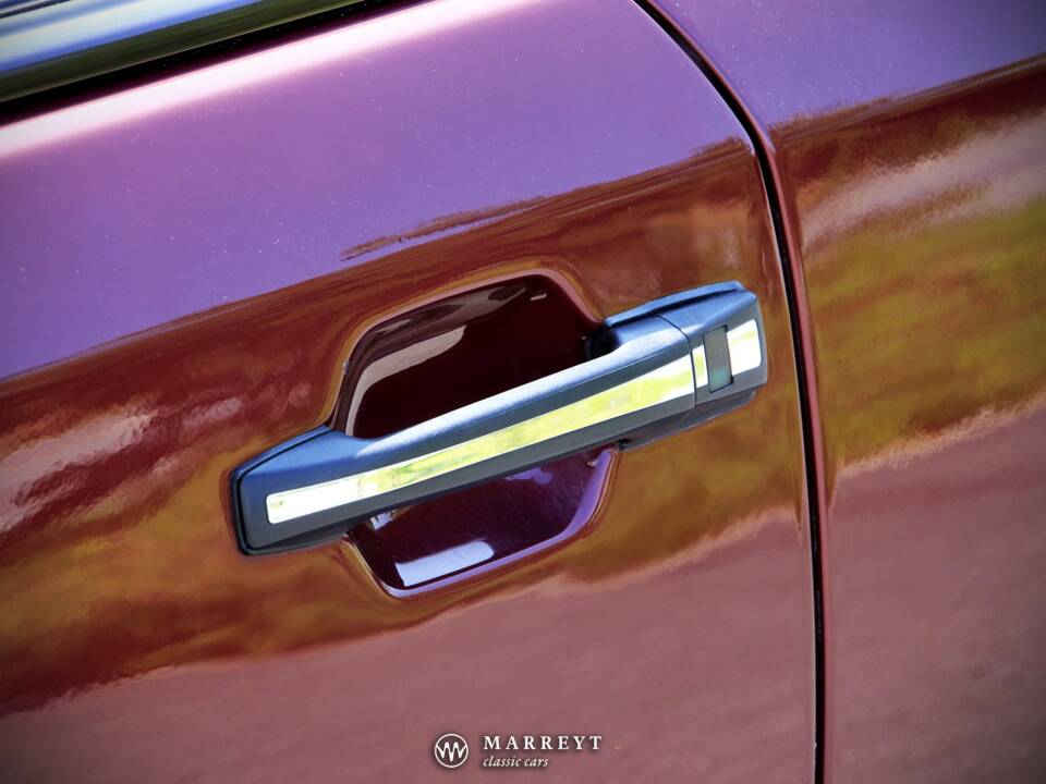 Bild 31/79 von Mercedes-Benz E 220 (1996)