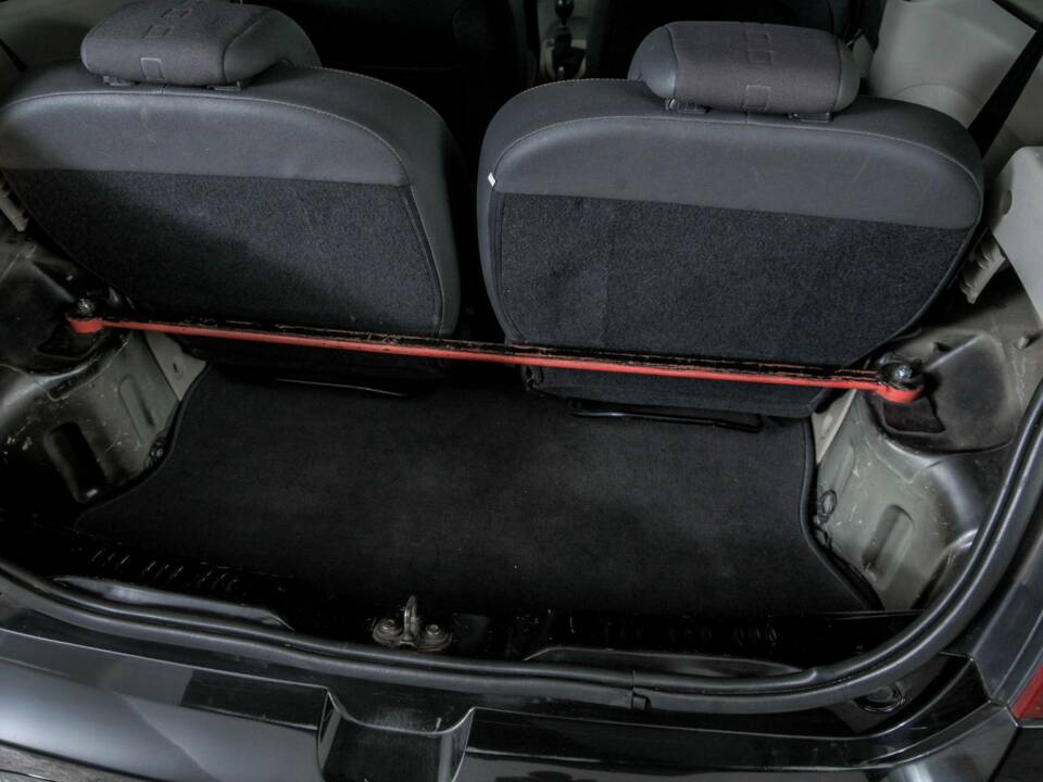 Bild 38/41 von Renault Twingo 1.2 16V (2008)