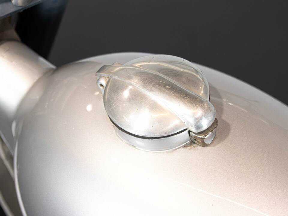 Image 50/50 of Greeves DUMMY (1963)