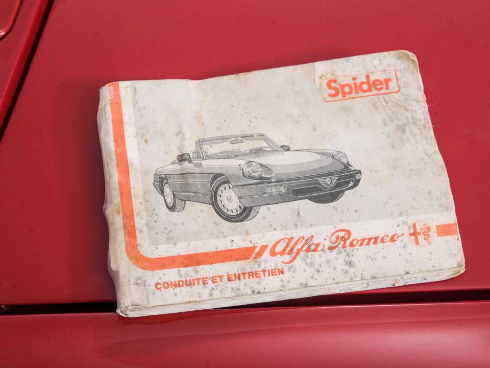 Image 47/50 of Alfa Romeo 2.0 Spider (1992)