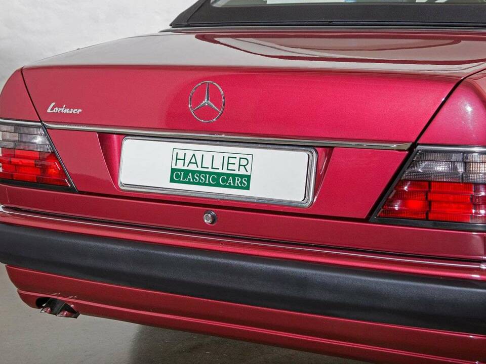 Bild 10/31 von Mercedes-Benz E 320 (1993)