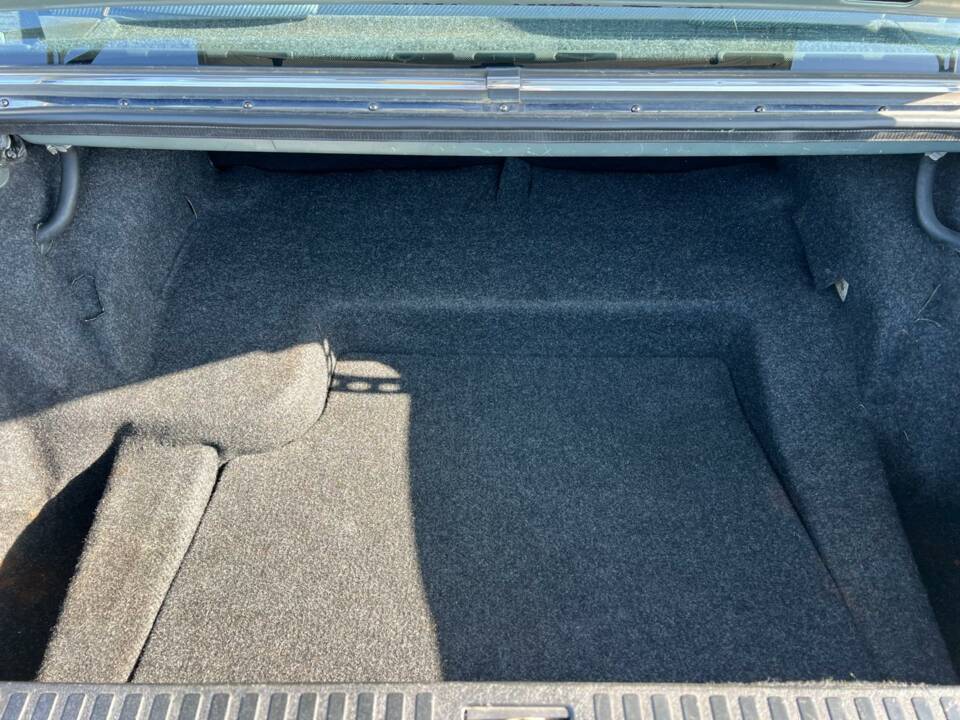 Image 36/41 of Volvo 740 (1987)