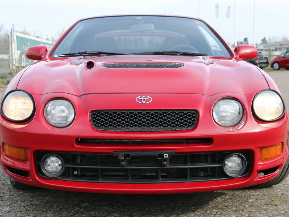 Imagen 8/76 de Toyota Celica GT-Four (1994)