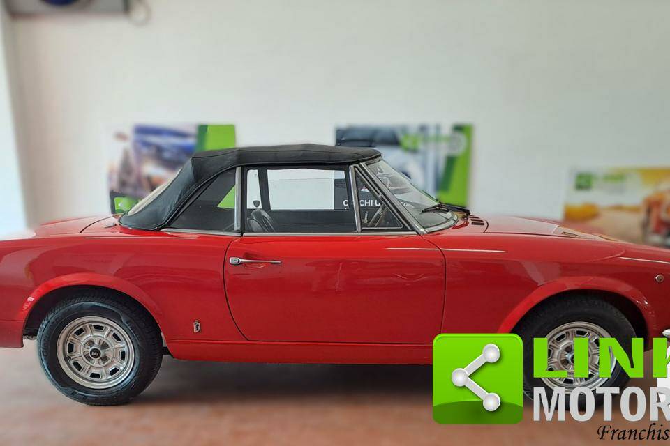 Image 8/10 of FIAT 124 Spider AS (1970)