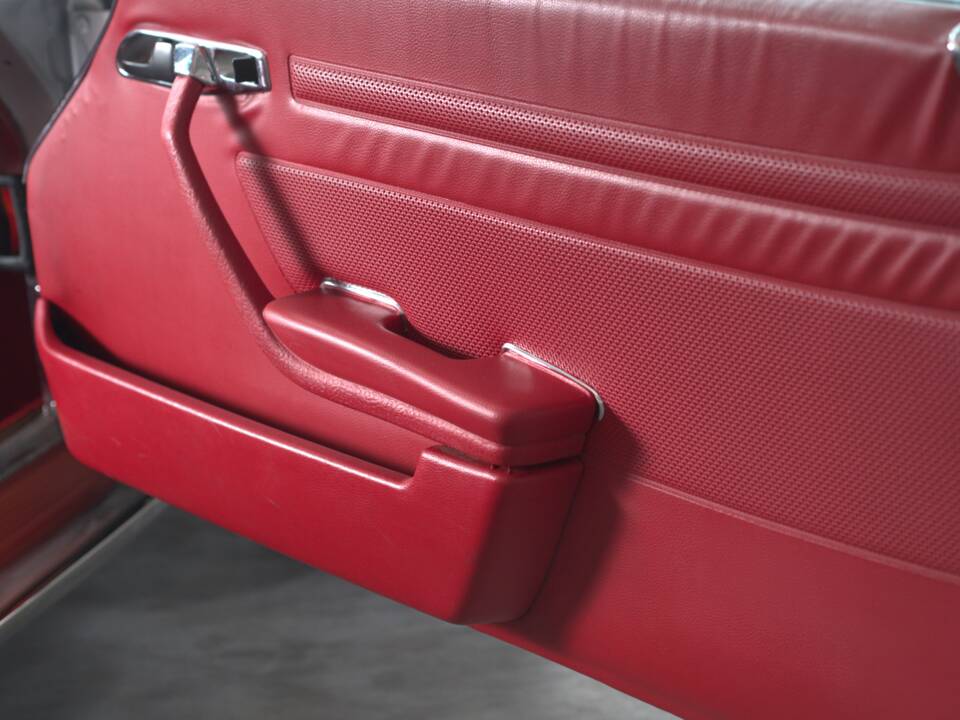 Imagen 28/31 de Mercedes-Benz 350 SL (1975)