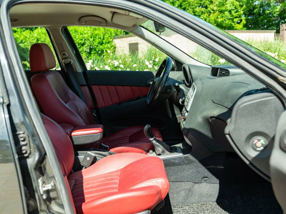Bild 23/43 von Alfa Romeo 156 2.0i JTS 16V (2002)