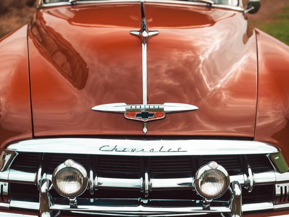 Image 5/28 of Chevrolet Deluxe Styleline (1952)