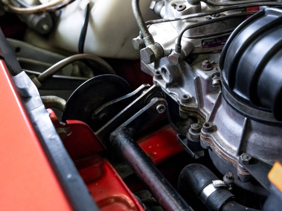 Image 85/93 of Porsche 924 Turbo (1982)