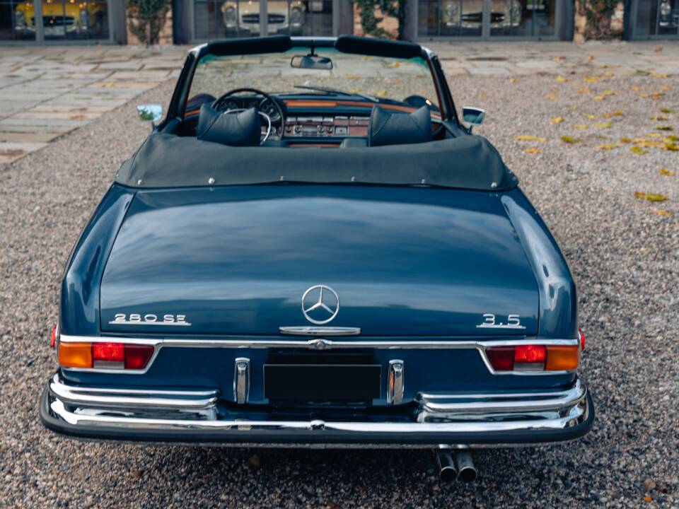 Bild 7/16 von Mercedes-Benz 280 SE 3,5 (1971)