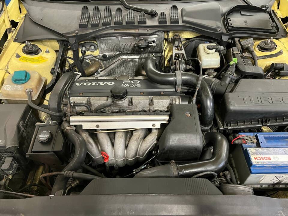 Image 5/20 of Volvo 850 T-5R (1995)