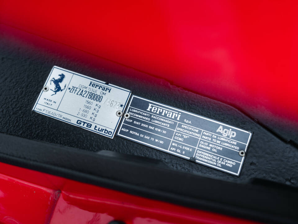 Image 37/38 of Ferrari 208 GTB Turbo (1987)