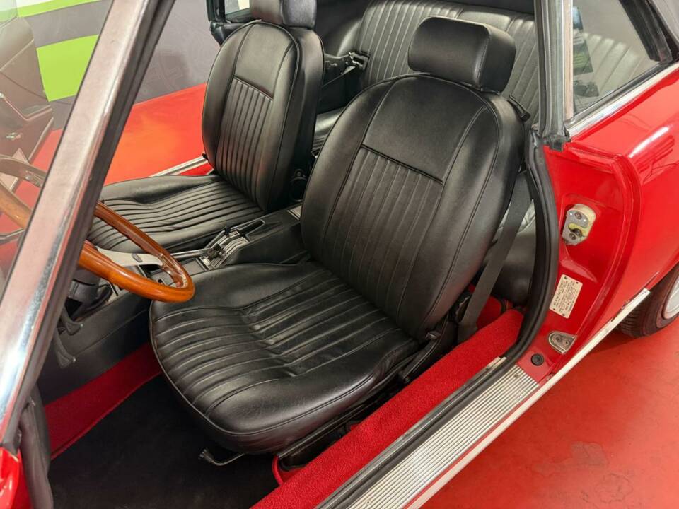 Image 16/50 de FIAT 124 Spider CS1 (1978)