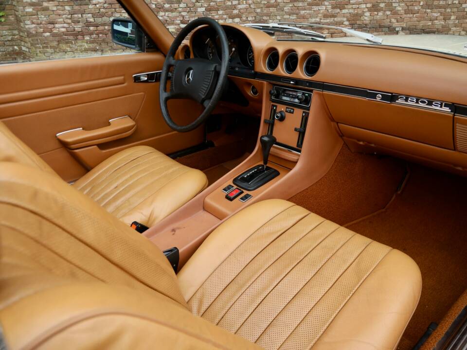 Bild 29/50 von Mercedes-Benz 280 SL (1976)