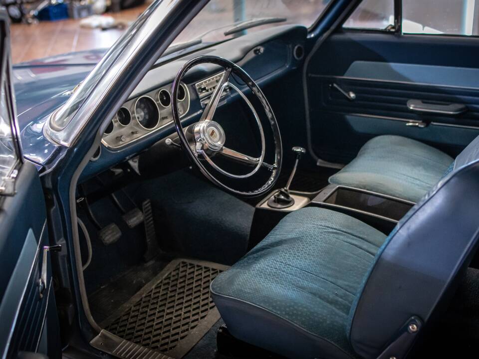 Image 14/26 of Ford Taunus 17m 1700 (1965)