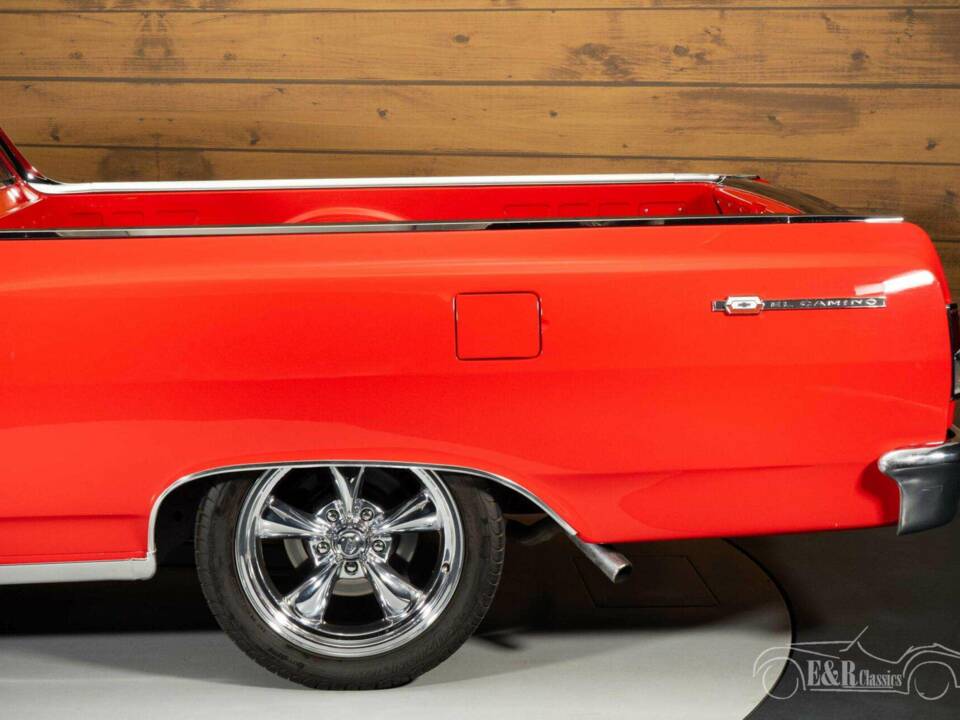 Image 15/18 of Chevrolet El Camino (1964)
