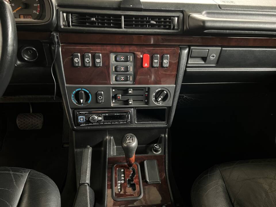 Bild 17/23 von Mercedes-Benz G 55 AMG (lang) (2000)