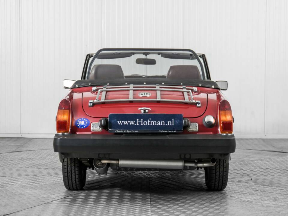 Image 13/50 de MG Midget 1500 (1979)