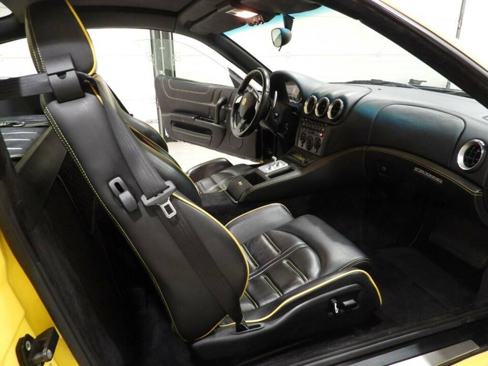 Image 9/15 of Ferrari 575M Maranello F1 (2002)