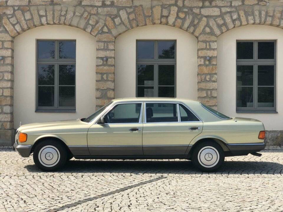 Bild 6/20 von Mercedes-Benz 500 SEL (1984)