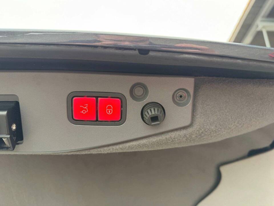 Bild 25/30 von Mercedes-Benz SL 350 (2008)