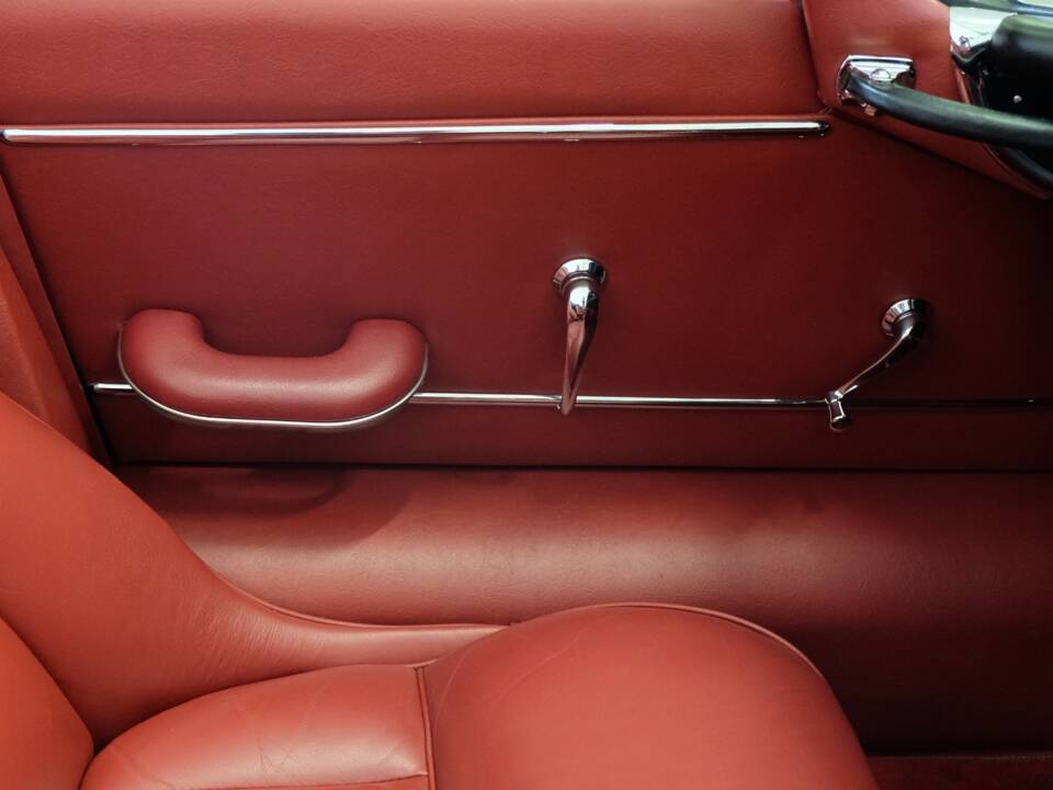 Imagen 24/67 de Jaguar Type E 3.8 (1963)