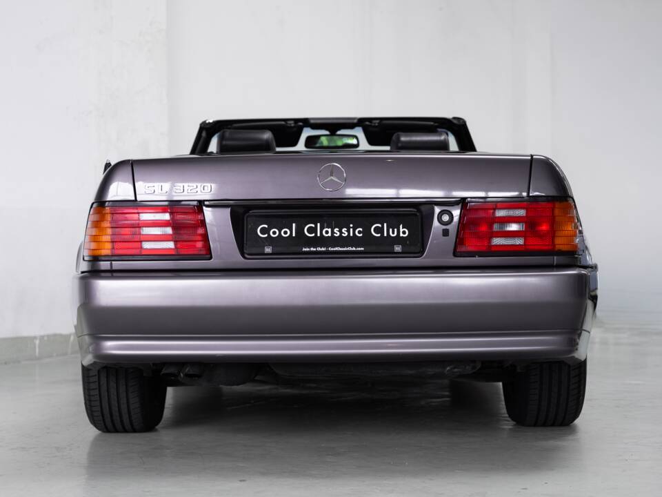 Image 9/37 of Mercedes-Benz SL 320 (1993)