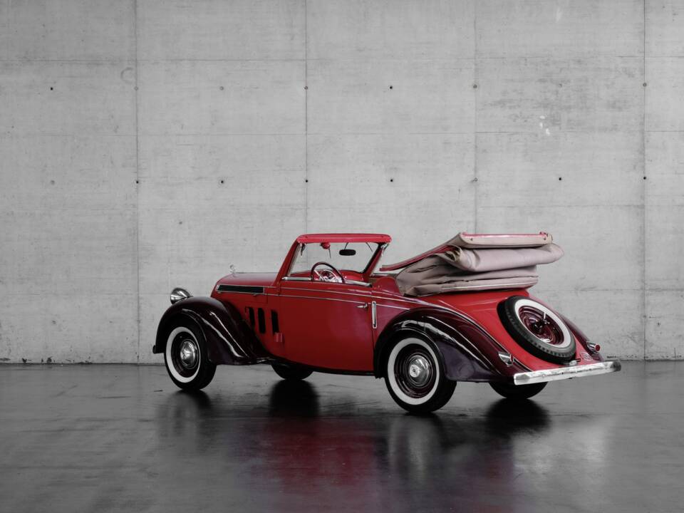 Bild 7/46 von Steyr 220 &quot;Gläser&quot; (1939)