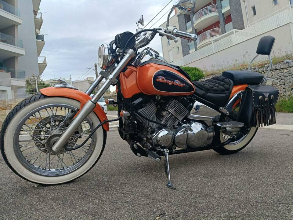 Image 19/50 of Yamaha XVS 650 Drag Star (1997)