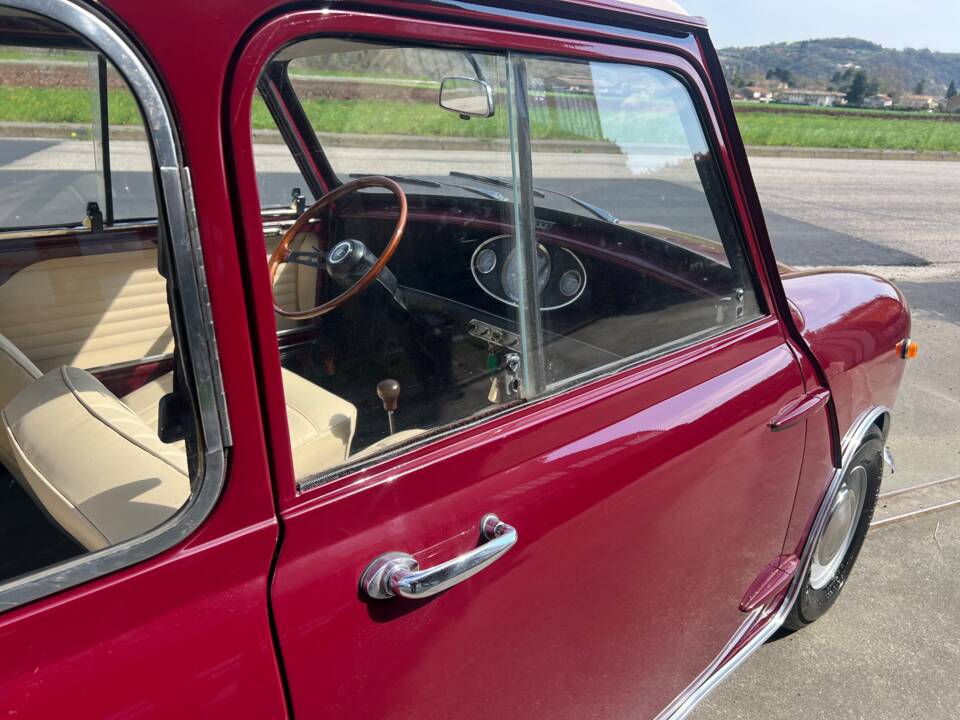 Immagine 15/53 di Innocenti Mini Minor 850 (1968)