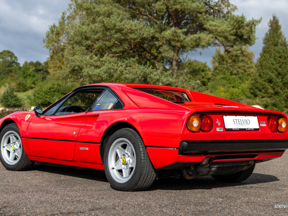 Image 25/65 of Ferrari 308 GTB (1978)