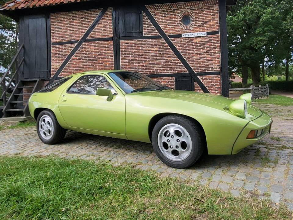 Bild 3/8 von Porsche 928 (1977)