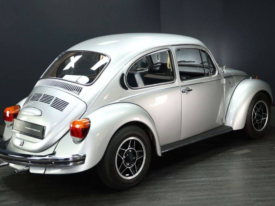 Image 6/30 of Volkswagen Beetle 1303 S (1972)