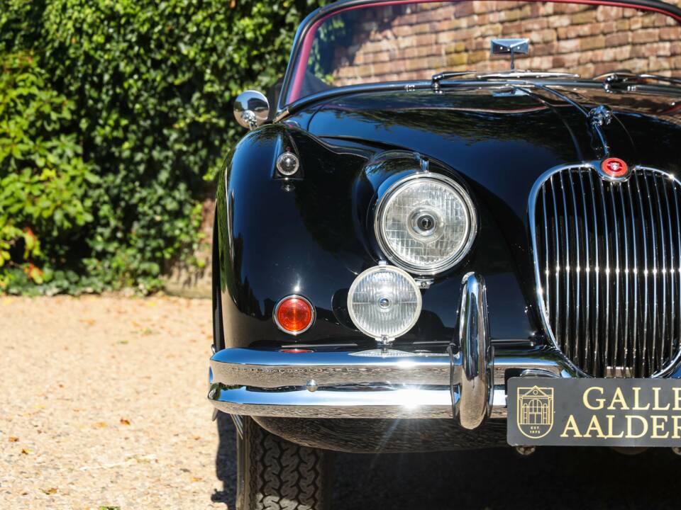 Image 37/50 of Jaguar XK 150 3.4 S DHC (1958)