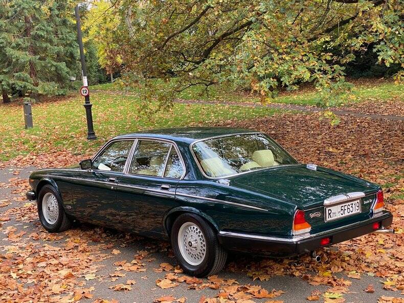 Bild 25/50 von Daimler Double Six (1992)
