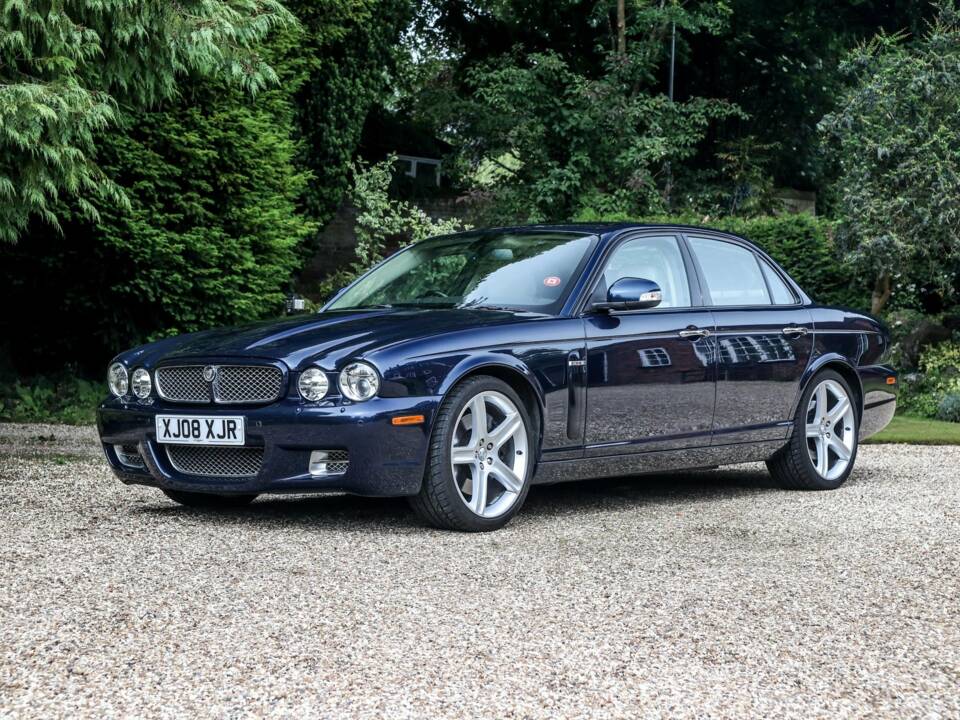 Afbeelding 8/34 van Jaguar XJR (2008)