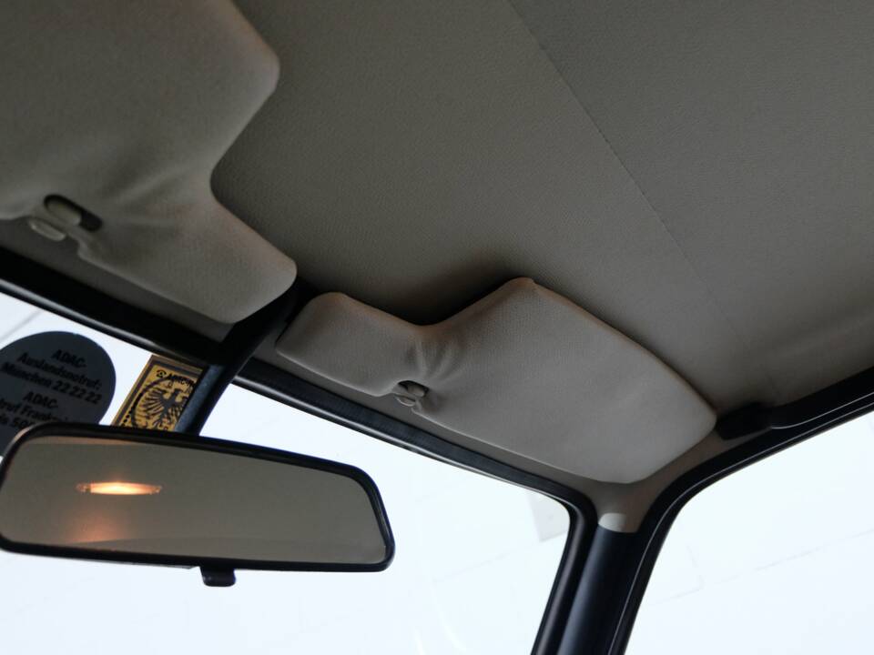 Bild 12/25 von BMW 323i (1983)