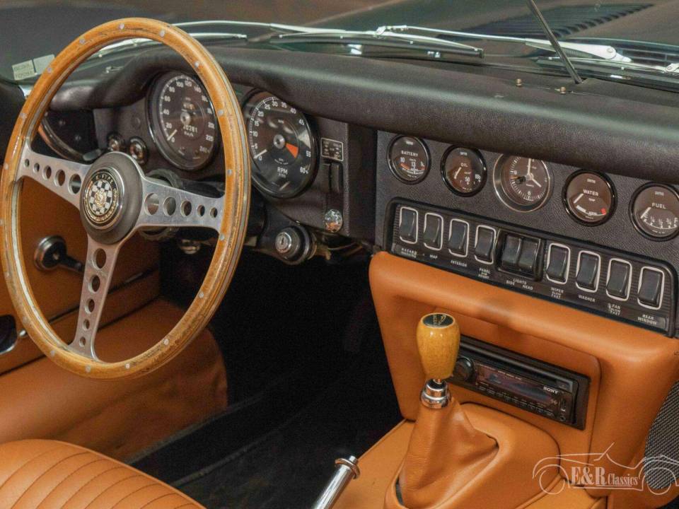 Bild 9/19 von Jaguar E-Type (1968)