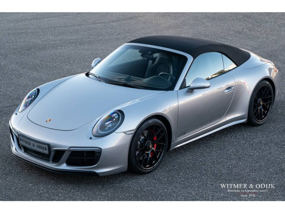 Image 6/38 of Porsche 911 Carrera GTS (2017)