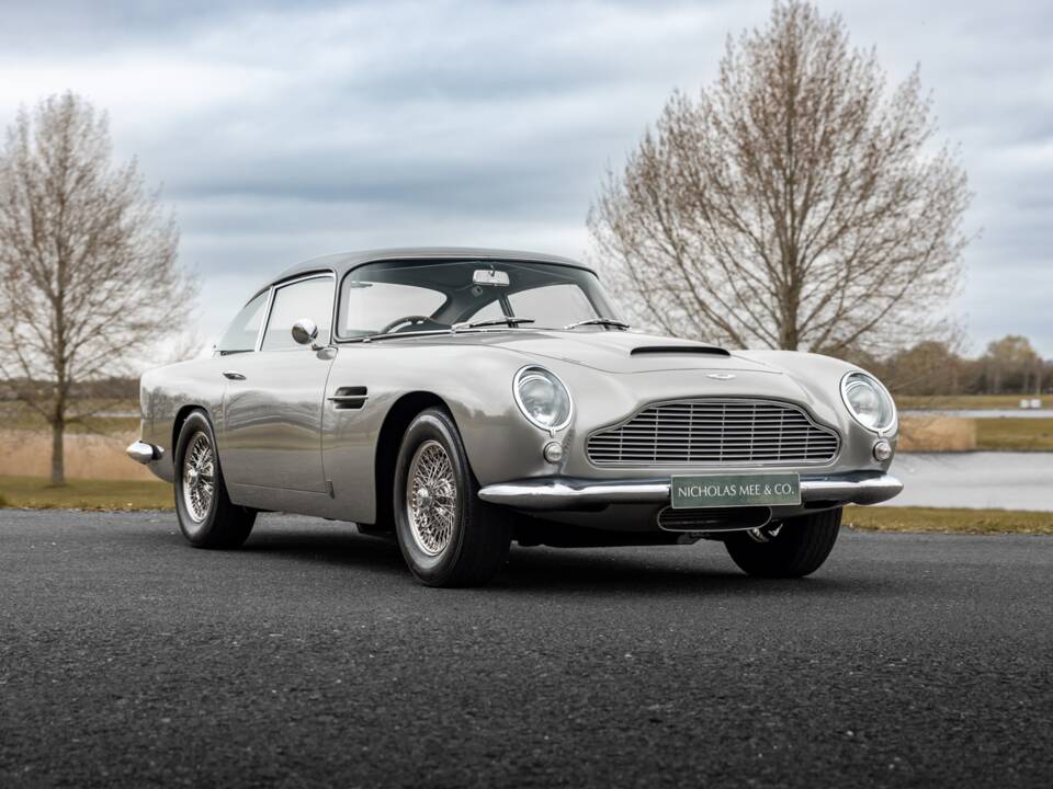 Bild 1/39 von Aston Martin DB 5 Vantage (1964)