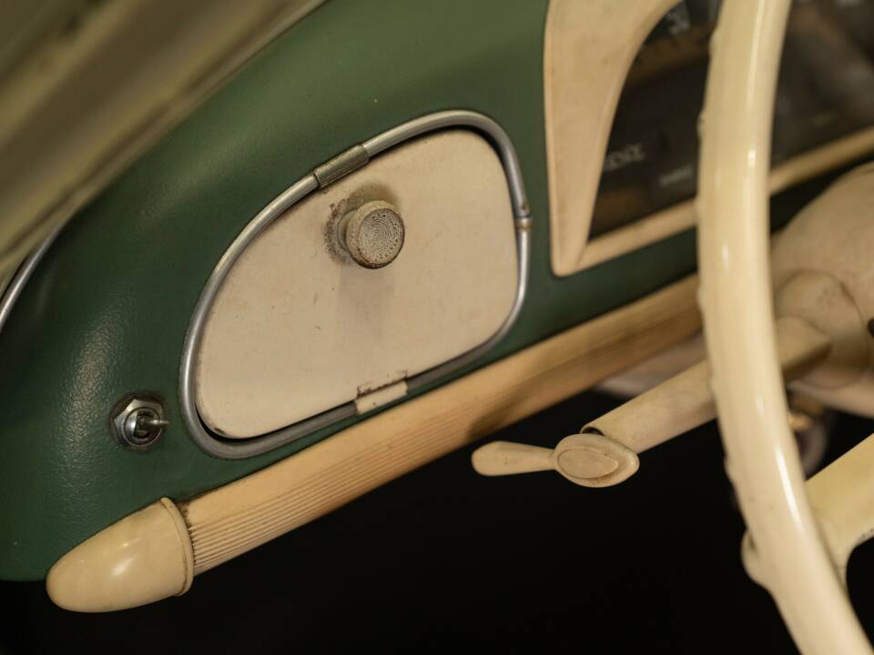 Image 24/30 of Renault Dauphine Gordini (1961)