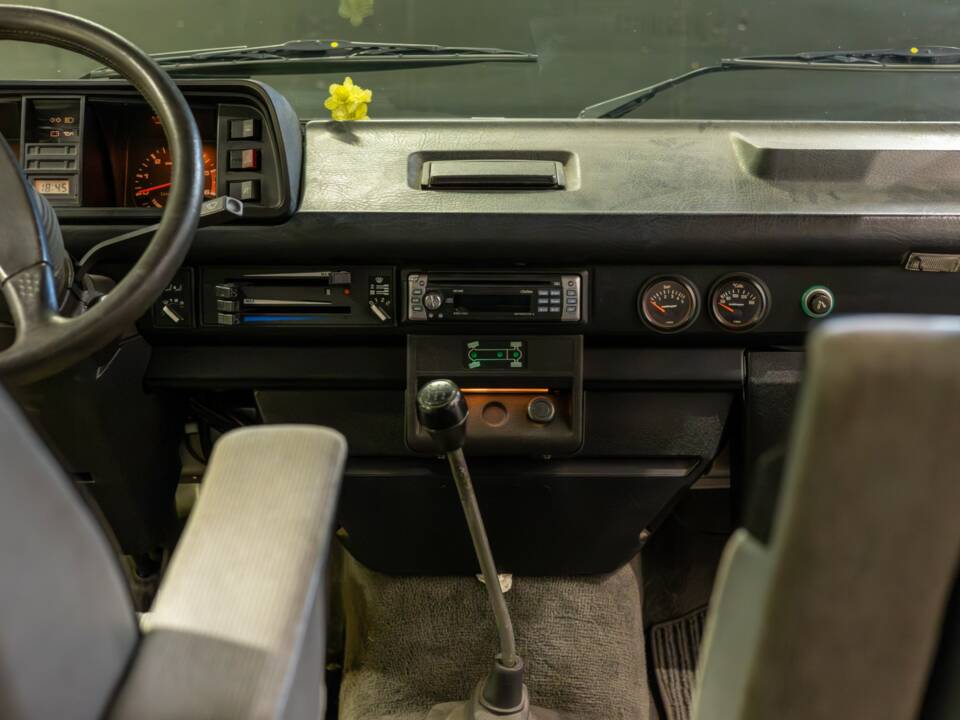 Bild 12/20 von Volkswagen T3 Caravelle wbx6 3.2 Oettinger (1991)