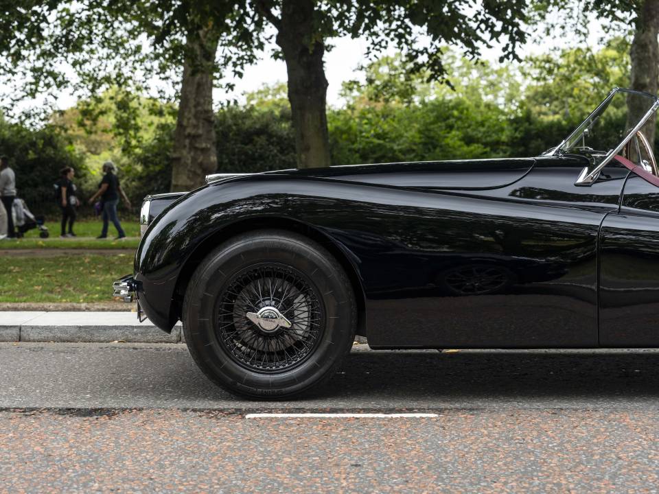 Bild 10/23 von Jaguar XK 120 OTS (1951)