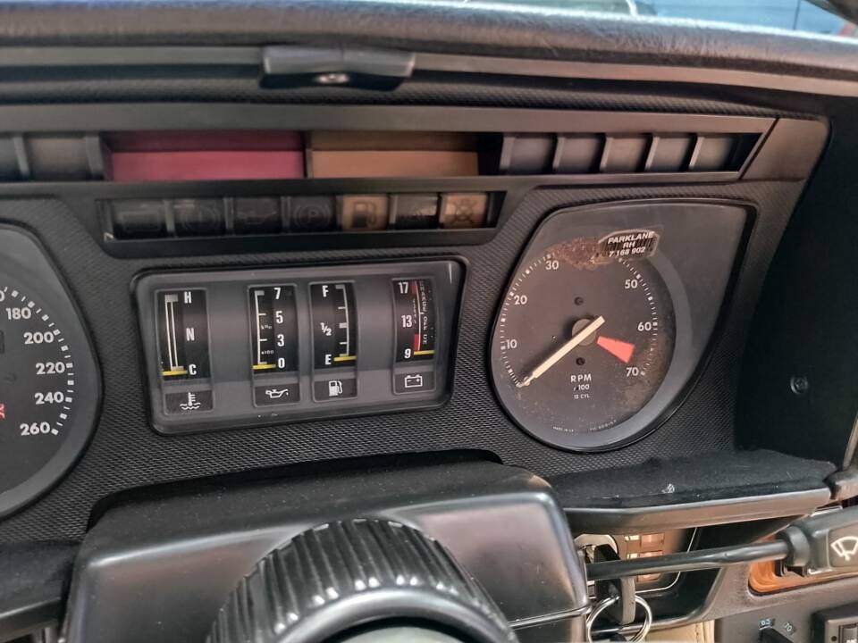Image 36/70 of Jaguar XJ-S Convertible (1988)