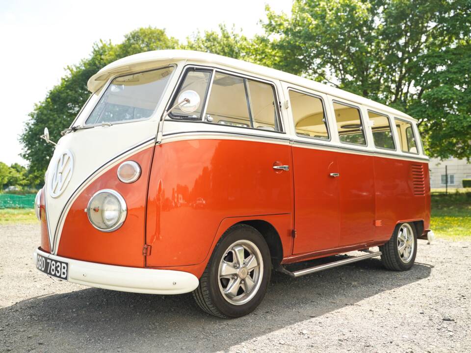 Image 22/50 of Volkswagen T1 Kombi (1964)