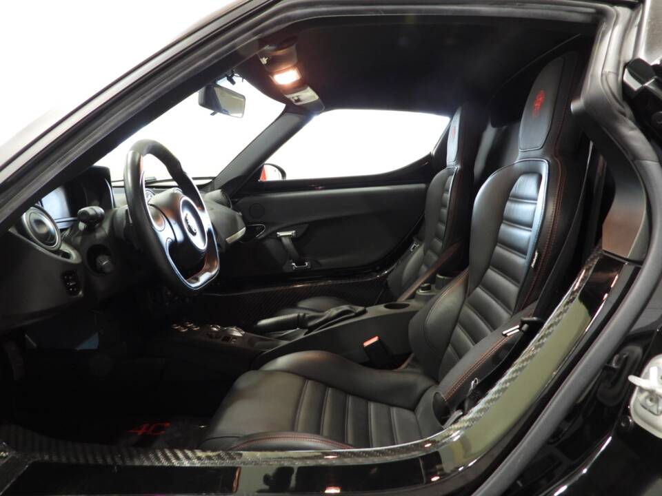 Immagine 5/15 di Alfa Romeo 4C (2017)