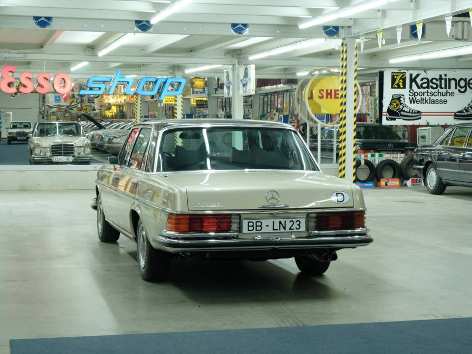 Bild 10/50 von Mercedes-Benz 300 SEL 6.3 (1968)