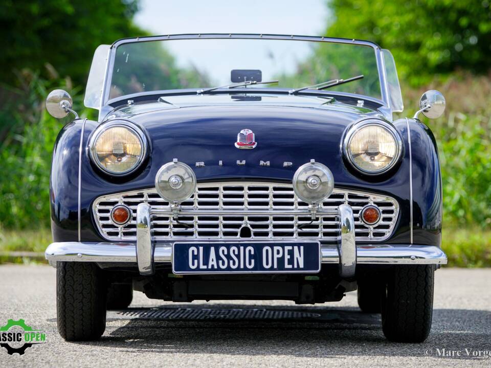 Image 2/46 of Triumph TR 3A (1958)