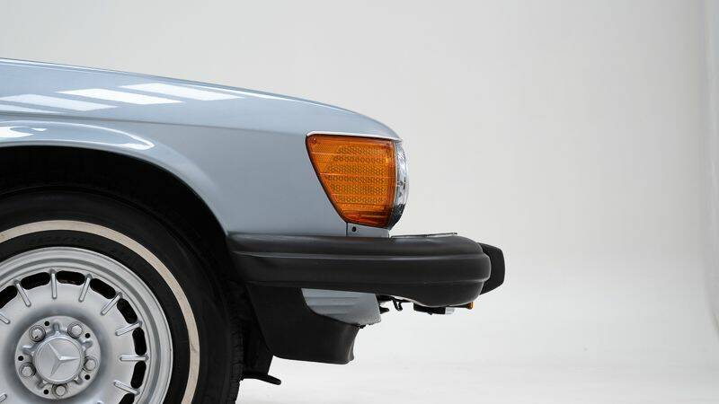 Image 12/15 of Mercedes-Benz 380 SL (1982)