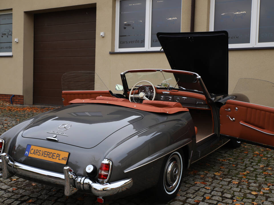 Image 23/34 de Mercedes-Benz 190 SL (1961)