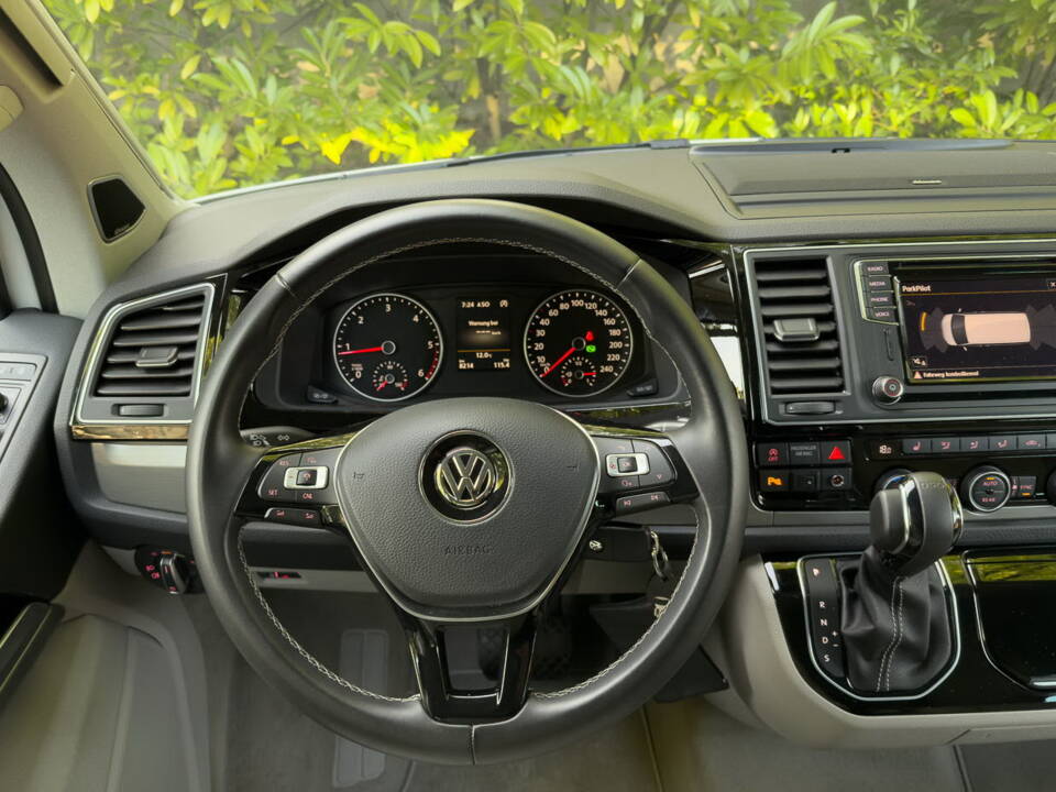 Bild 22/32 von Volkswagen T6 Multivan 2.0 TDI (2017)